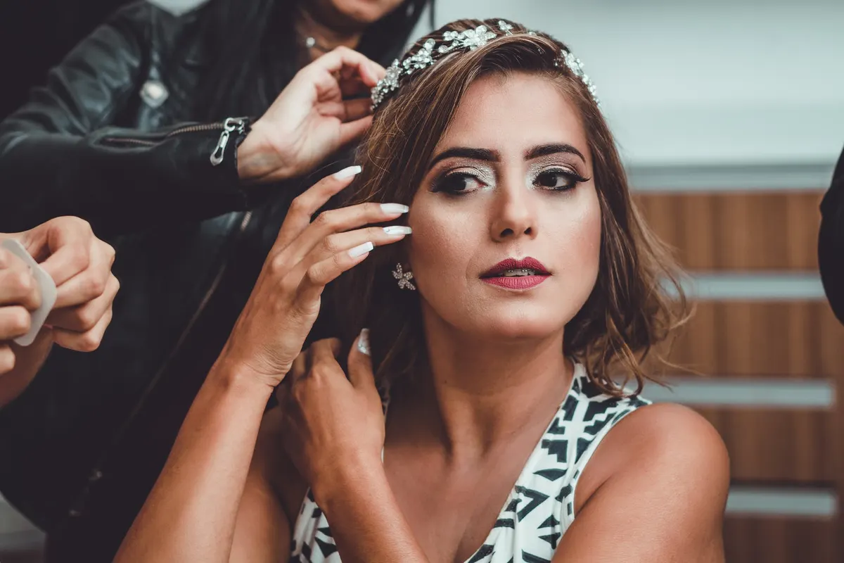 Finishing touches on a styled look